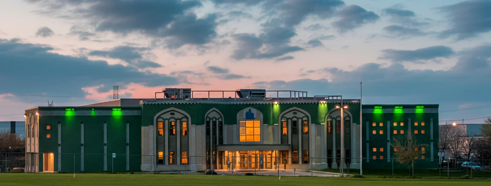 Exterior view of Islamic Institute of Toronto Scarborough building